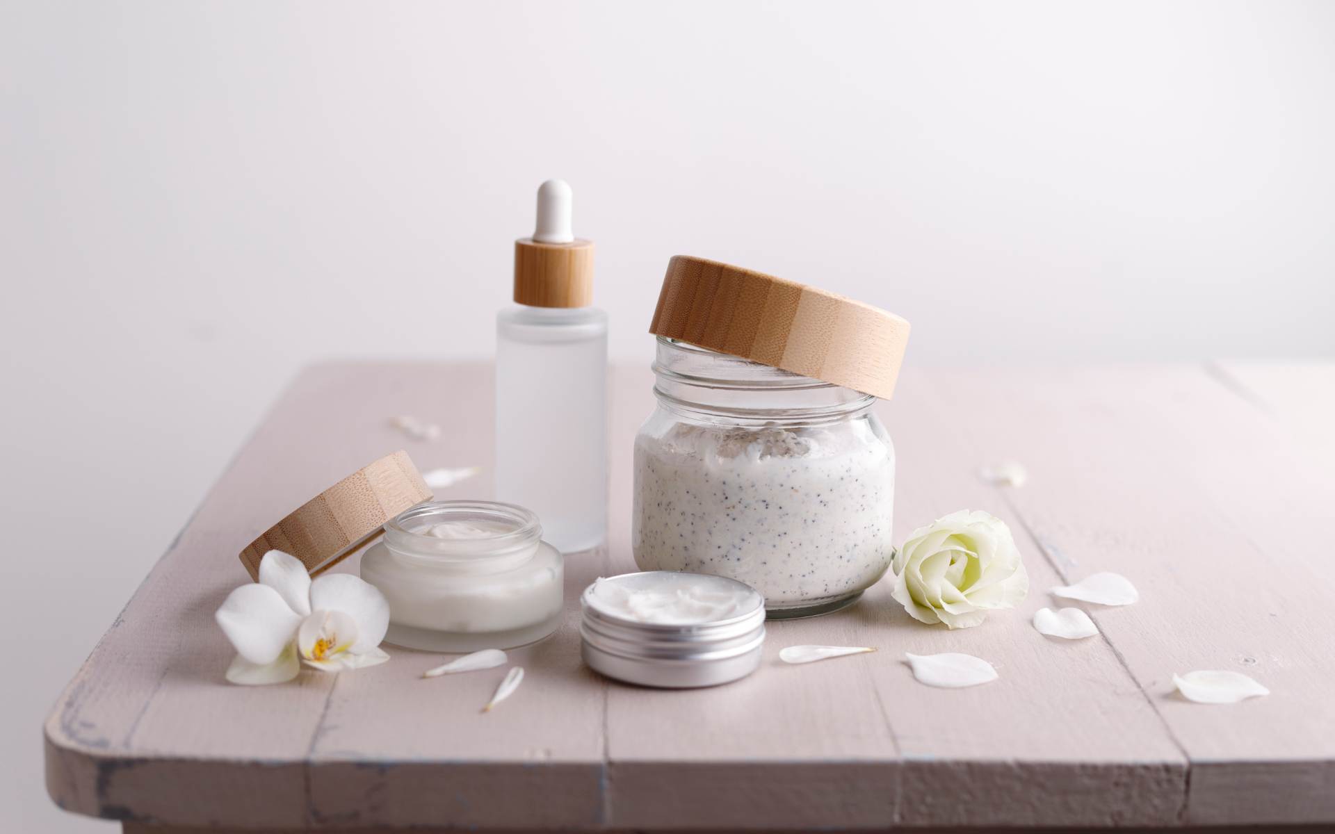 How to Launch a Successful Derma Cosmetic Franchise with Pitusa